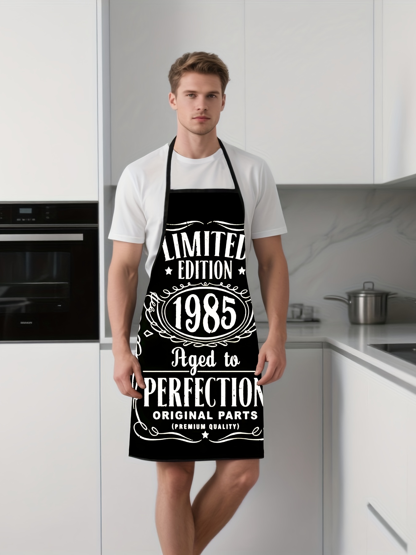 '1985' Tasarımlı Siyah Zeminli - Kitchen Baking Background incelemesi ve fiyatı